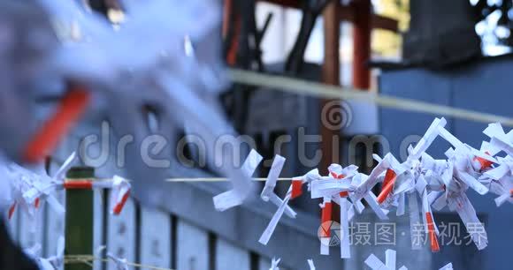 东京白天在哈纳佐诺神社举行的游行