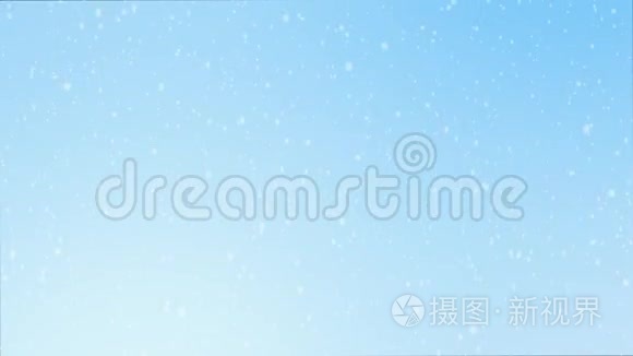 蓝色背景下的雪