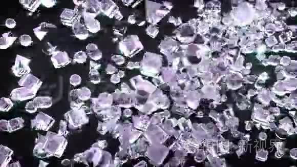 冰上抽象的几何图形在缓慢移动视频