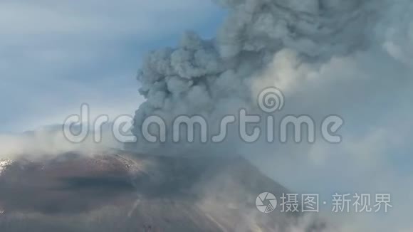 吞古拉华火山爆发视频