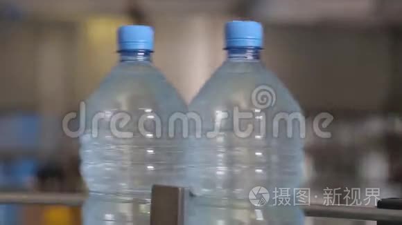 矿泉水和碳酸饮料生产线视频