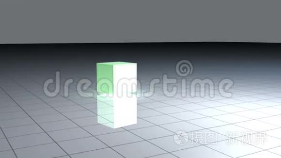 用动画图形旋转绿色立方体