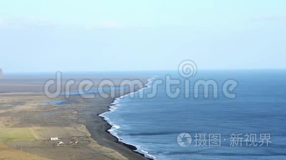 海水冲刷海岸视频