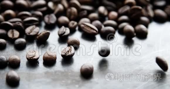 咖啡豆的慢镜头视频