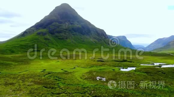 飞越苏格兰高地美丽的风景