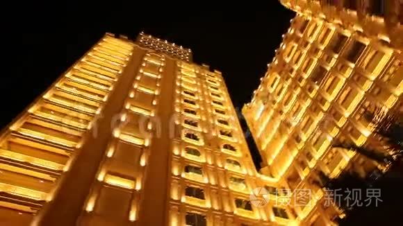 现代建筑的夜景视频
