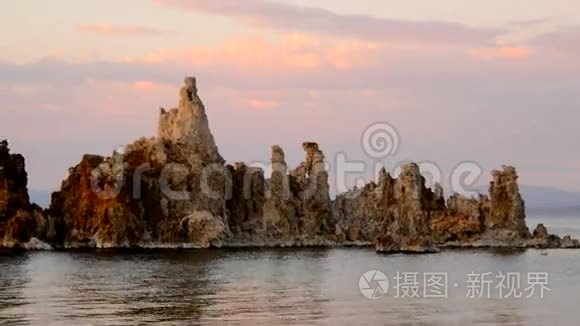 加州莫诺湖风景区图法组日出