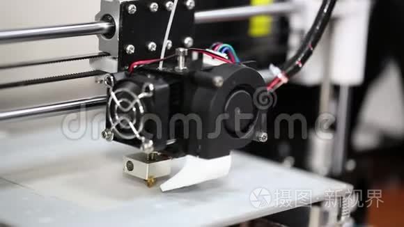 三维打印机机构工作叶门设计视频
