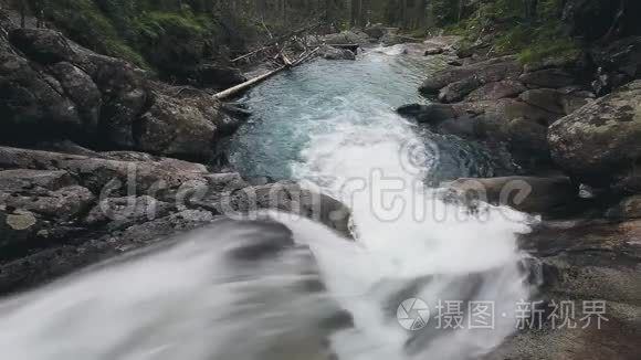 有瀑布瀑布的山河视频