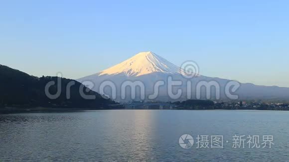 日本川川子湖富士山视频