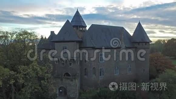 林恩中世纪城堡的鸟瞰图视频
