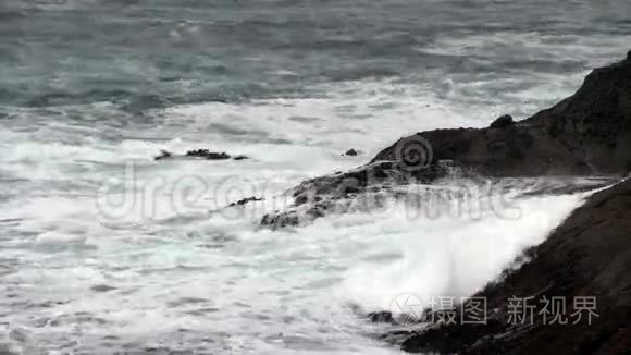 拉瓦岩海岸侵蚀俄勒冈州底波湾视频