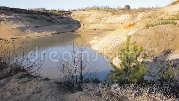 天然采石场池塘自然景观地质