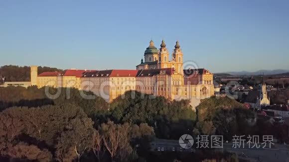奥地利梅尔克修道院鸟瞰图视频