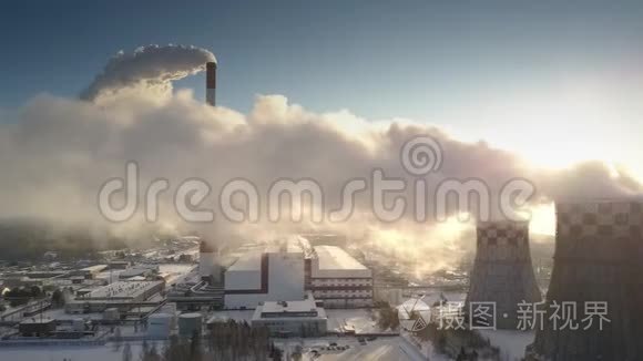 上景蒸汽云遮住冬日的朝阳视频