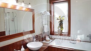 现代住宅家庭浴室视频